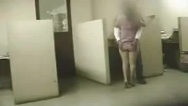 او در اتاق خواب را ا ...