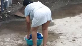 شریک گرفتن یک استیکر ...