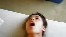 مرد به دنبال یک گروه ...
