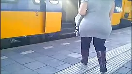 او شروع به عشق به یک ...